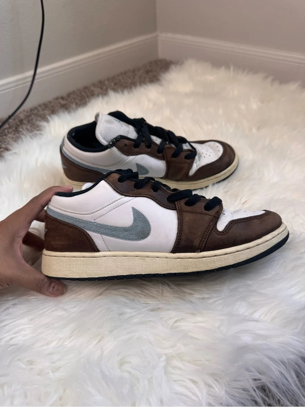 Nike Air Jordan retro 1 low mocha blue sneakers